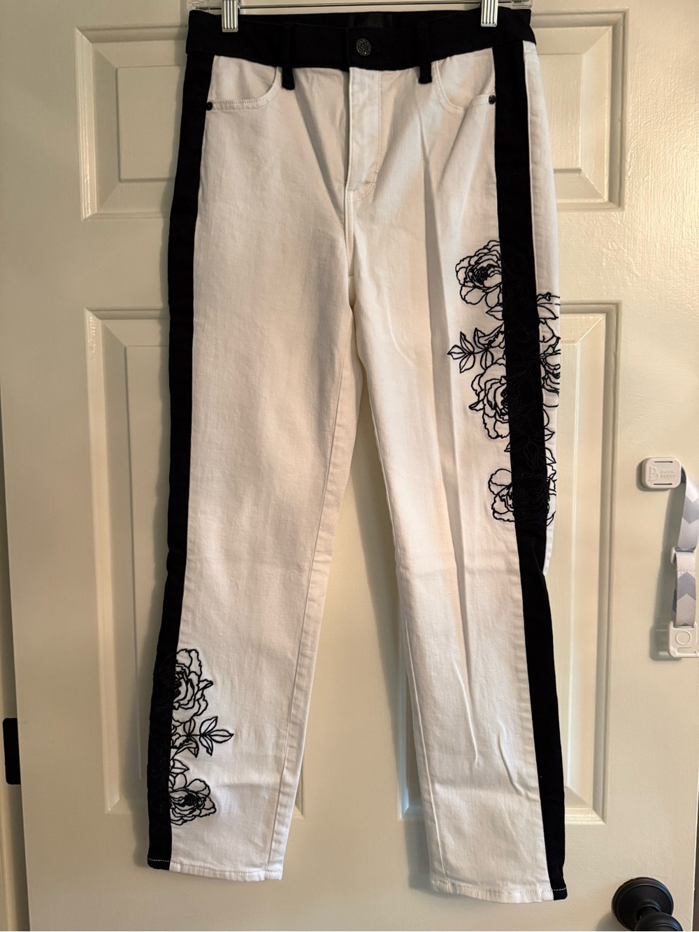 White House Black Market White High-Rise Jeans with Black Waistband